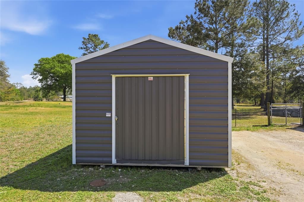 Active With Contract: $229,000 (3 beds, 2 baths, 1008 Square Feet)