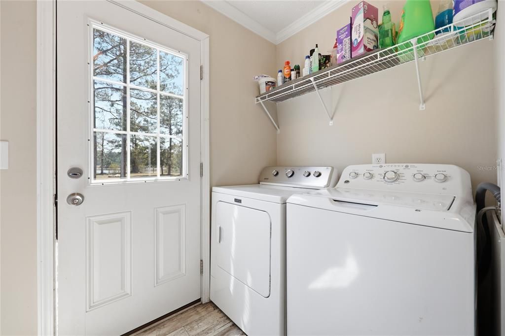 Active With Contract: $229,000 (3 beds, 2 baths, 1008 Square Feet)