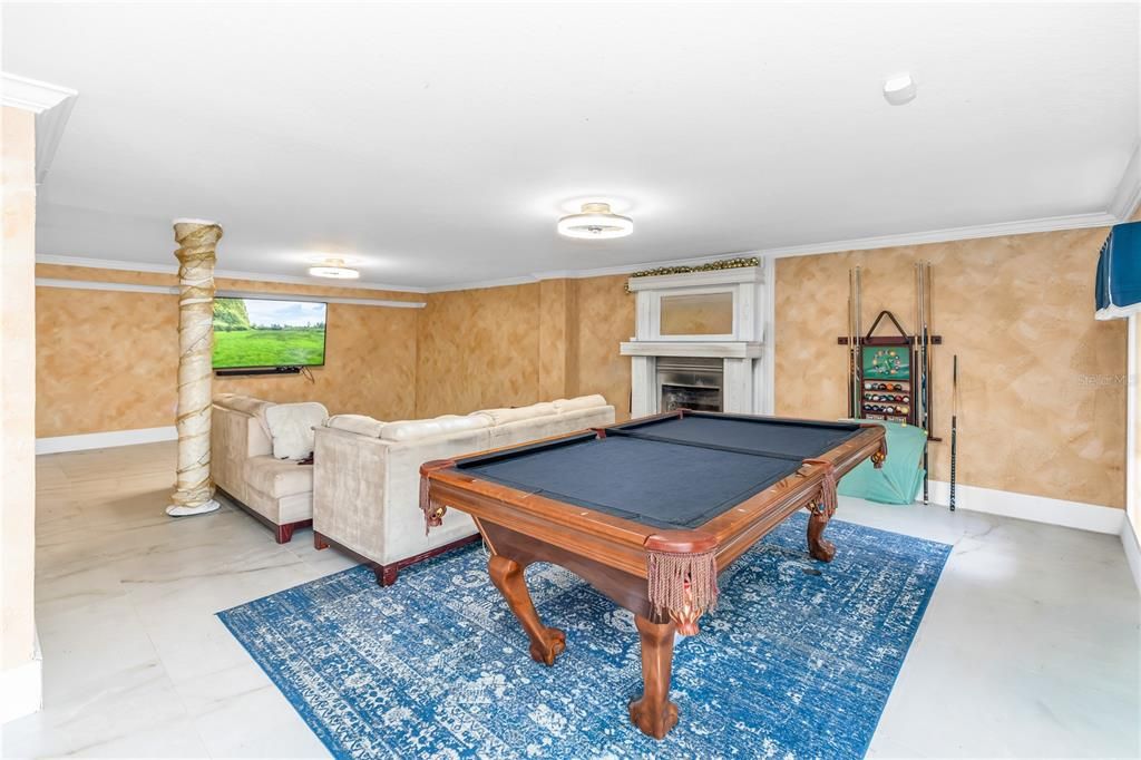 En Venta: $1,399,000 (7 camas, 4 baños, 6712 Pies cuadrados)
