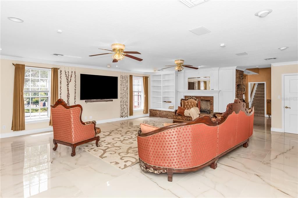 En Venta: $1,399,000 (7 camas, 4 baños, 6712 Pies cuadrados)