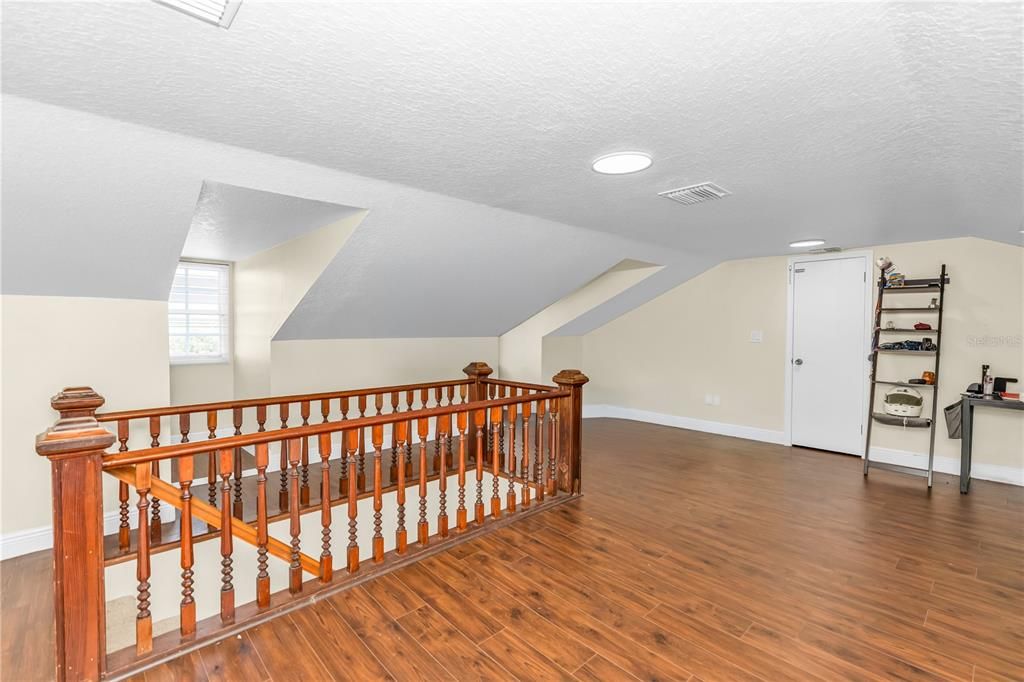 En Venta: $1,399,000 (7 camas, 4 baños, 6712 Pies cuadrados)