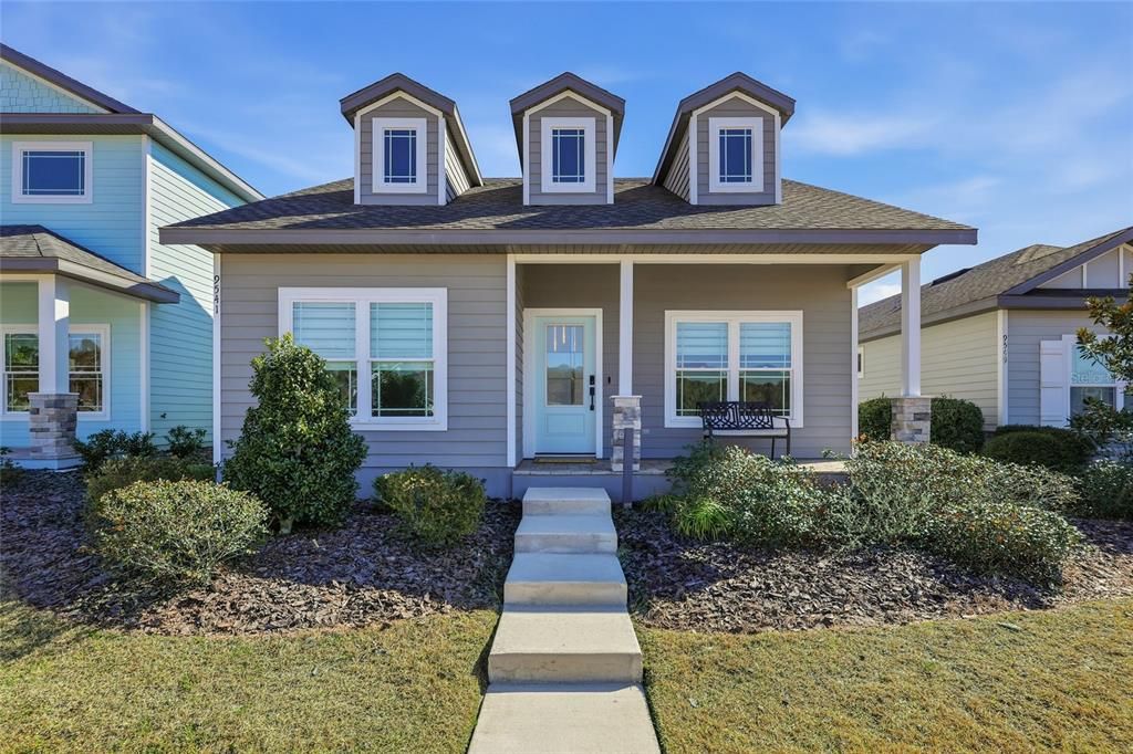 Active With Contract: $436,400 (3 beds, 2 baths, 1710 Square Feet)