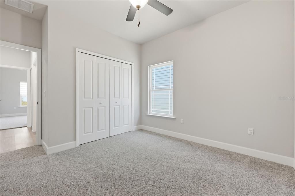 Active With Contract: $436,400 (3 beds, 2 baths, 1710 Square Feet)