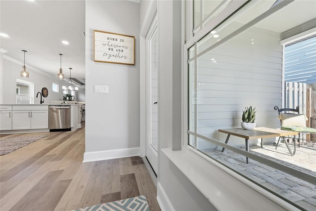 Active With Contract: $436,400 (3 beds, 2 baths, 1710 Square Feet)