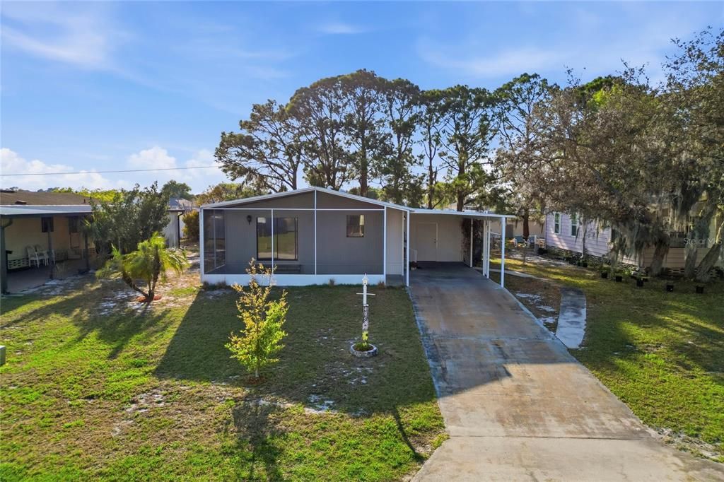 Activo con contrato: $129,000 (2 camas, 2 baños, 1040 Pies cuadrados)