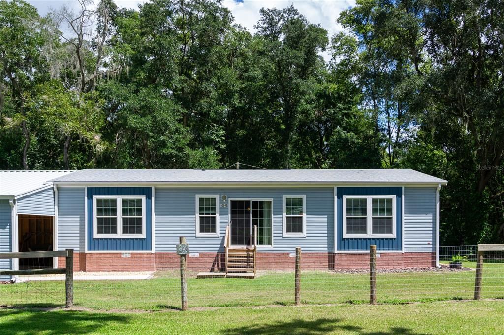 На продажу: $330,000 (2 спален, 2 ванн, 1624 Квадратных фут)