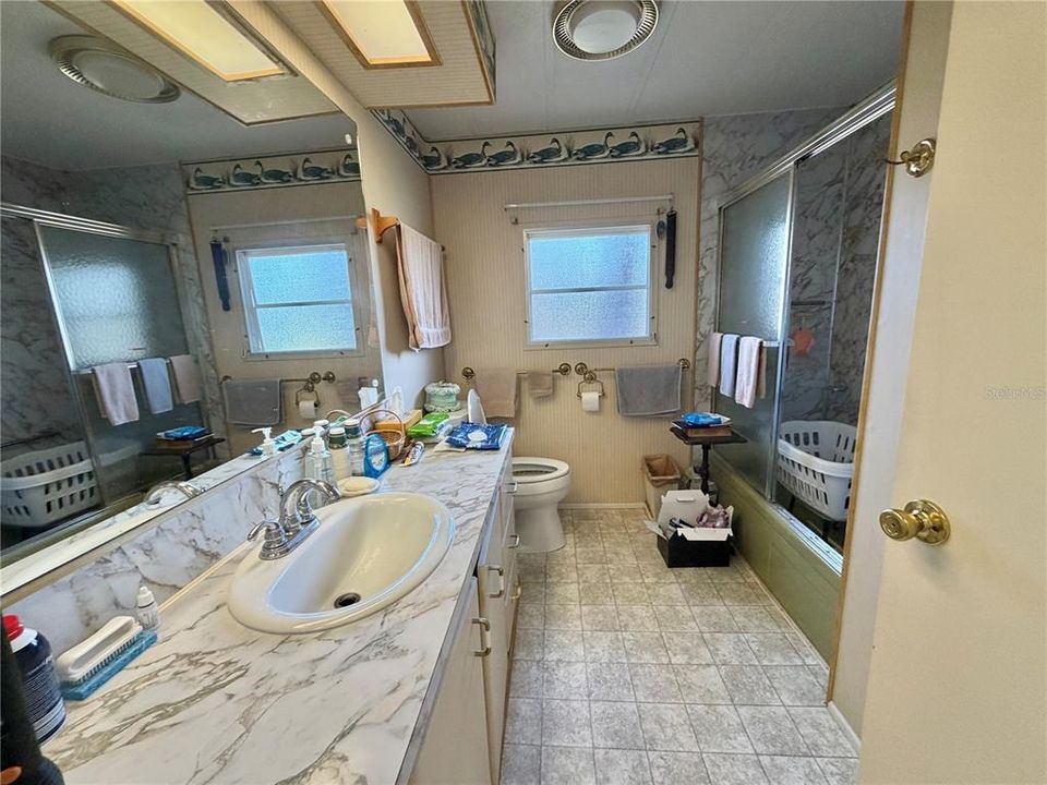 For Sale: $79,900 (2 beds, 2 baths, 1008 Square Feet)