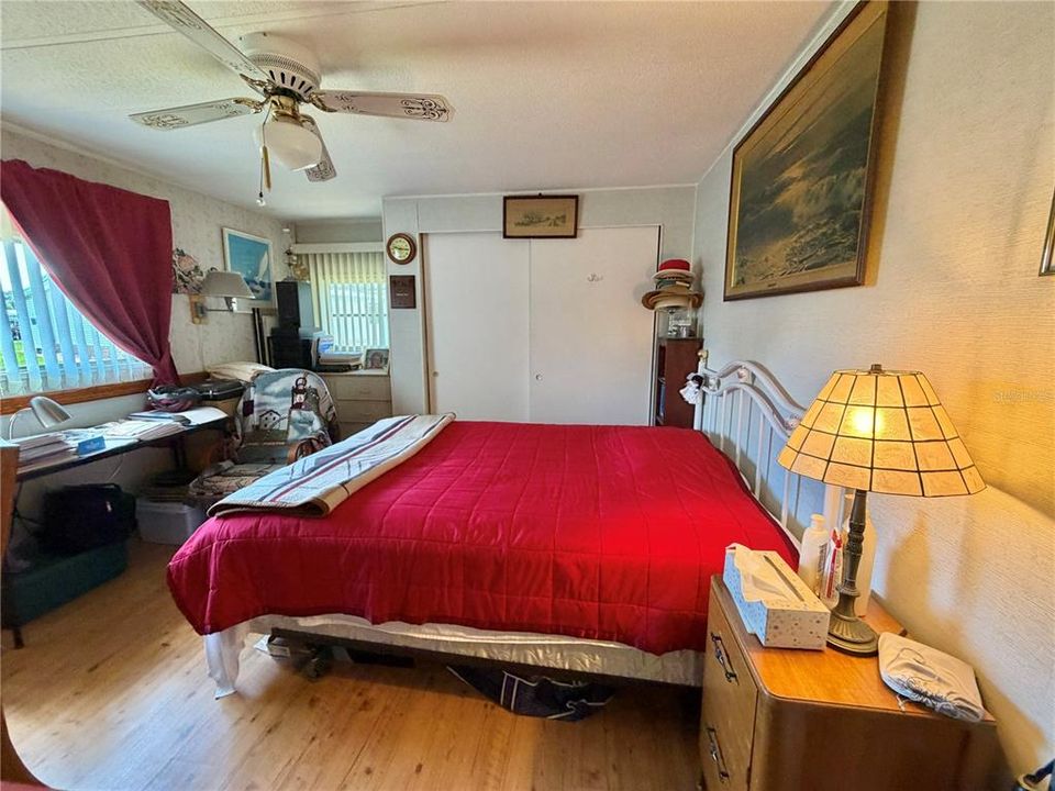 For Sale: $79,900 (2 beds, 2 baths, 1008 Square Feet)