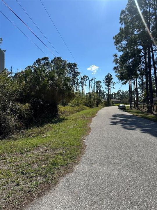 На продажу: $58,000 (0.29 acres)