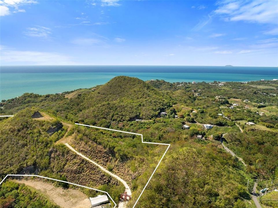 For Sale: $2,600,000 (14.00 acres)