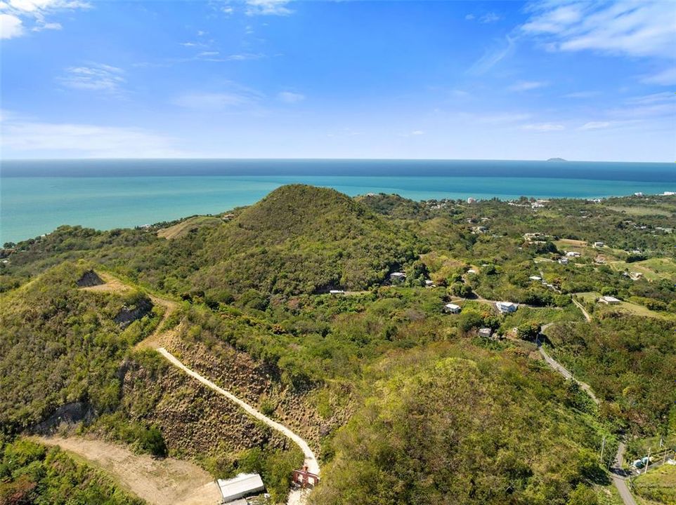 For Sale: $2,600,000 (14.00 acres)