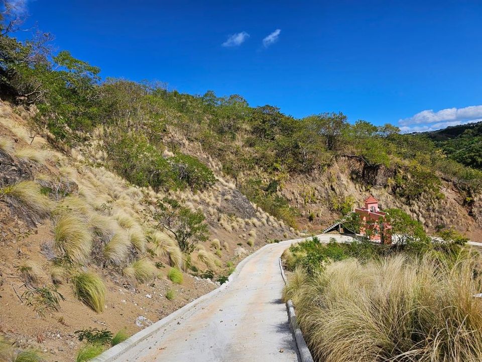 For Sale: $2,600,000 (14.00 acres)