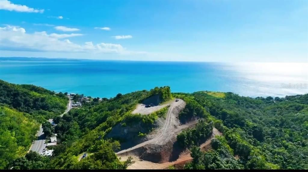 For Sale: $2,600,000 (14.00 acres)