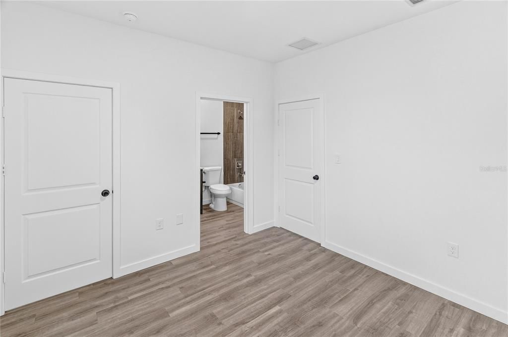 En Renta: $1,995 (3 camas, 3 baños, 1187 Pies cuadrados)