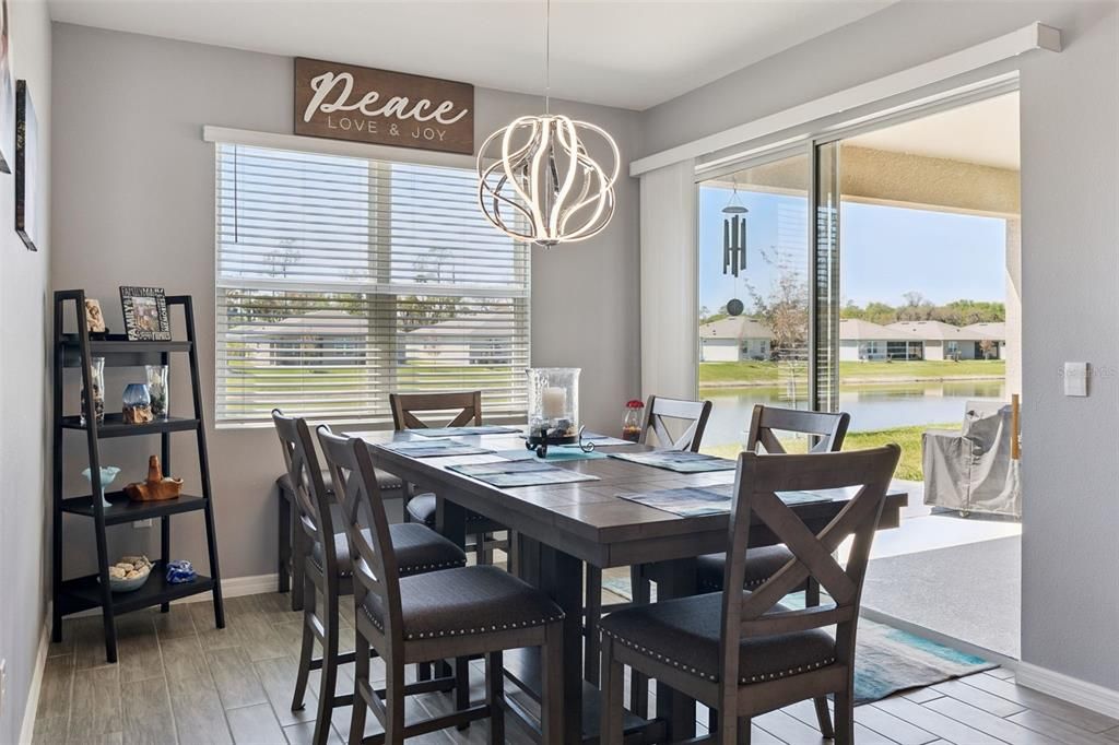 Activo con contrato: $399,900 (3 camas, 2 baños, 1722 Pies cuadrados)
