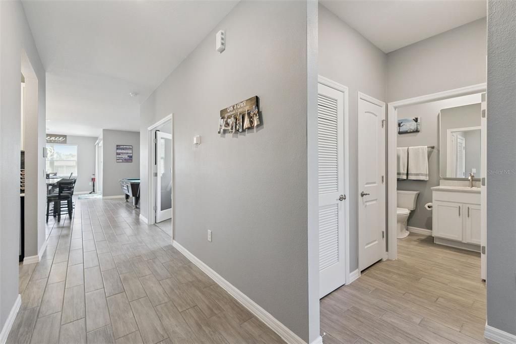 Activo con contrato: $399,900 (3 camas, 2 baños, 1722 Pies cuadrados)
