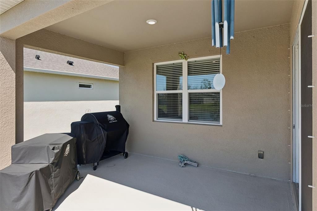 Activo con contrato: $399,900 (3 camas, 2 baños, 1722 Pies cuadrados)