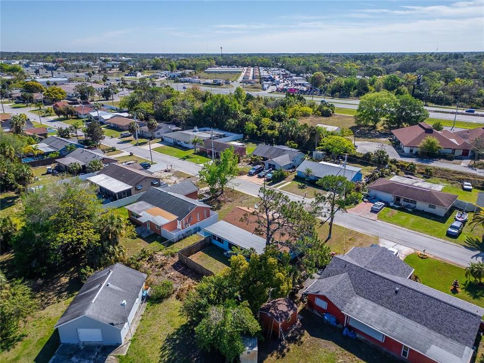 For Sale: $224,900 (2 beds, 2 baths, 1018 Square Feet)