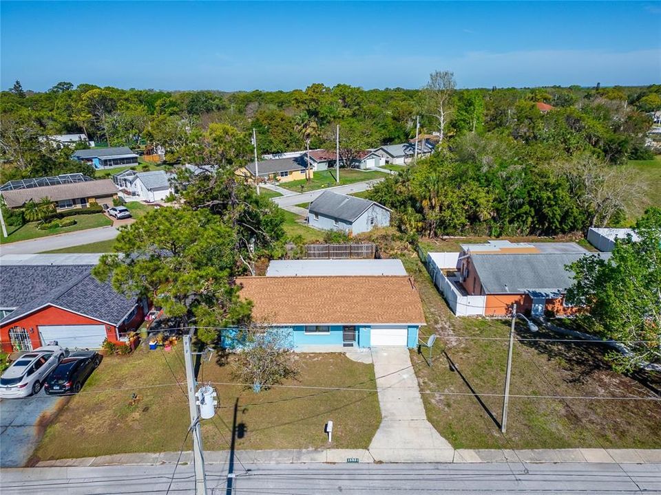 For Sale: $224,900 (2 beds, 2 baths, 1018 Square Feet)
