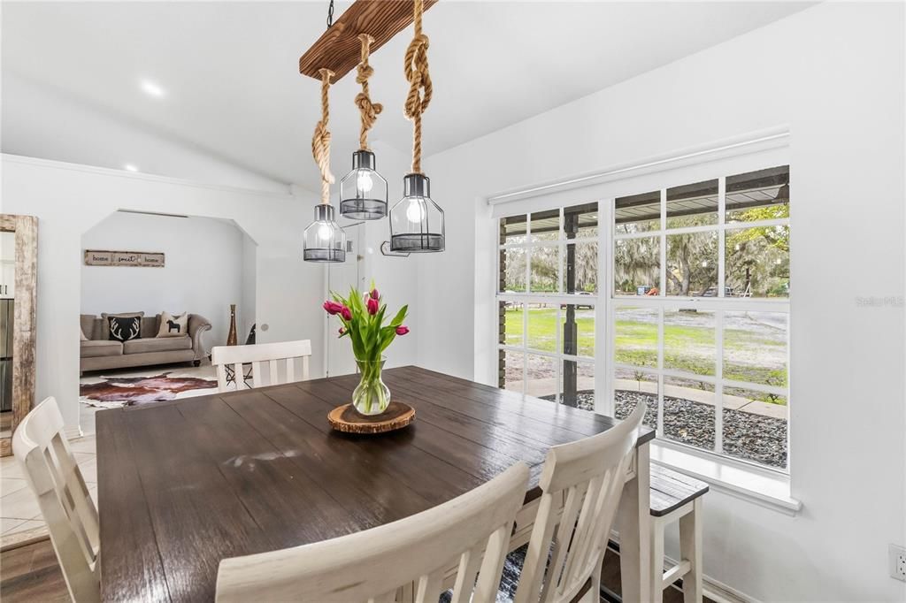 En Venta: $890,000 (3 camas, 2 baños, 2017 Pies cuadrados)