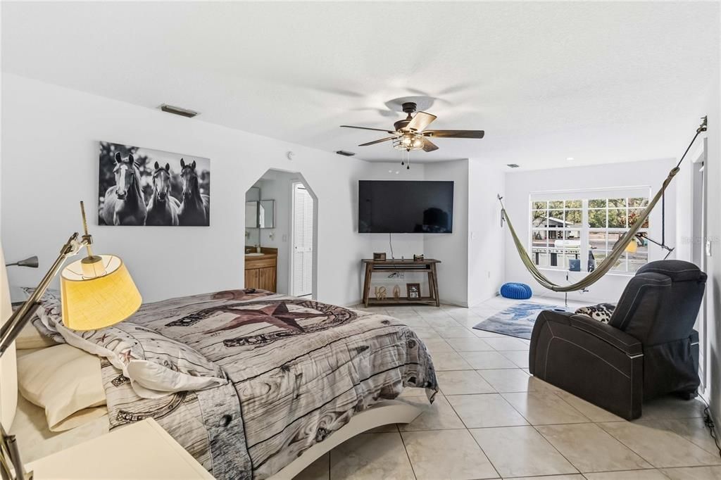 En Venta: $890,000 (3 camas, 2 baños, 2017 Pies cuadrados)