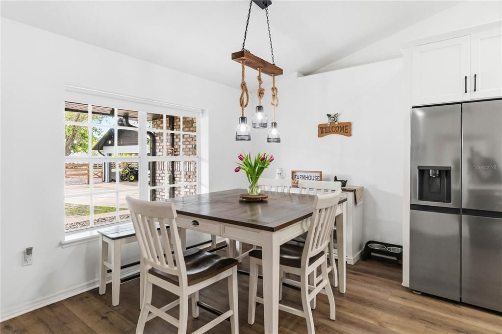 En Venta: $890,000 (3 camas, 2 baños, 2017 Pies cuadrados)