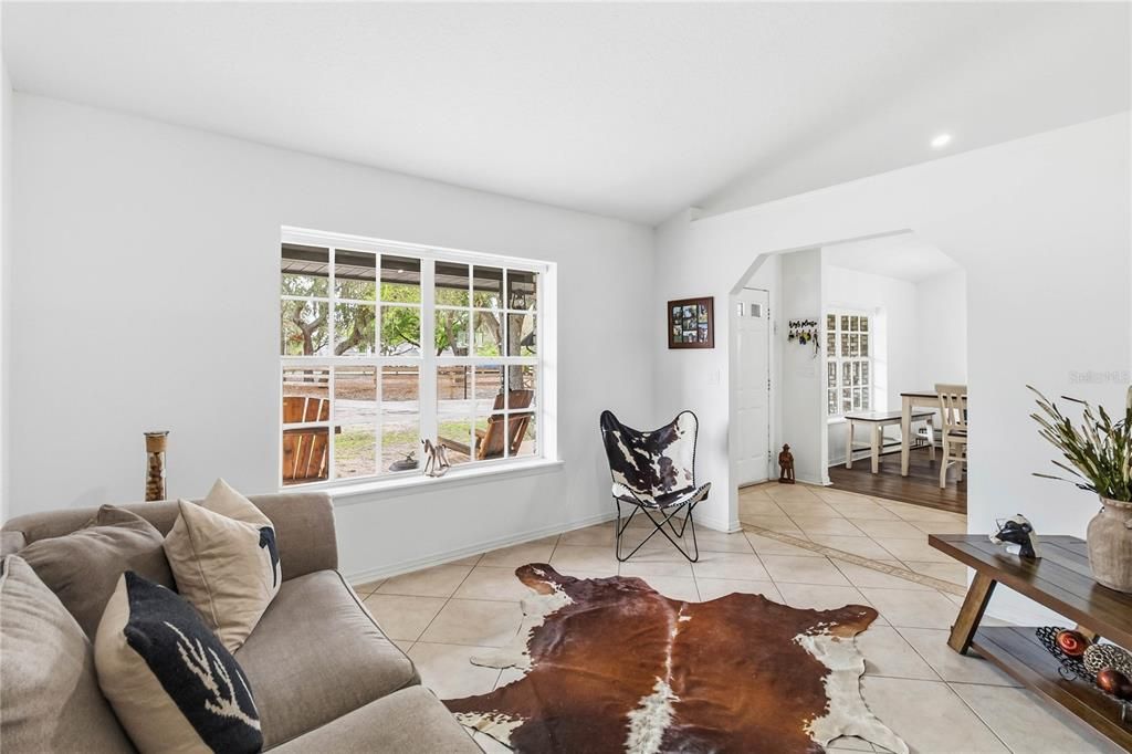 En Venta: $890,000 (3 camas, 2 baños, 2017 Pies cuadrados)