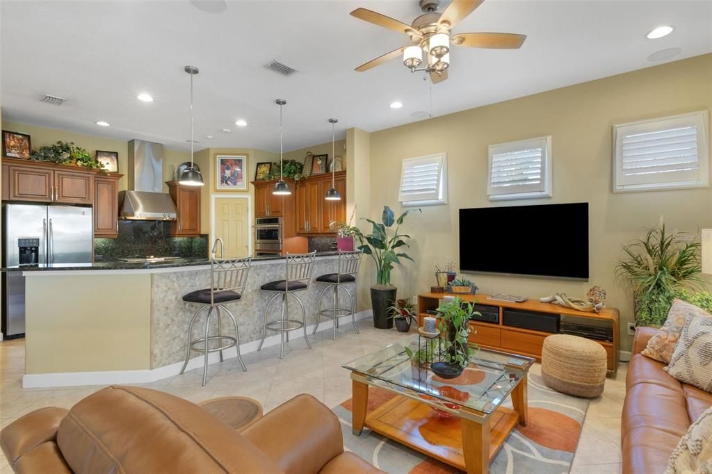 Active With Contract: $667,500 (4 beds, 3 baths, 2556 Square Feet)