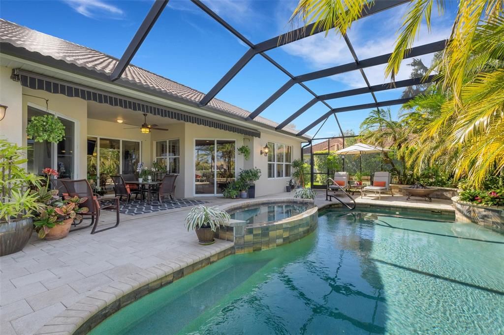 Active With Contract: $667,500 (4 beds, 3 baths, 2556 Square Feet)