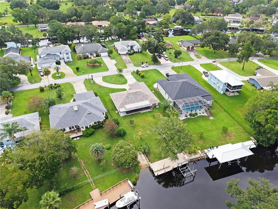 En Venta: $564,000 (3 camas, 2 baños, 2020 Pies cuadrados)