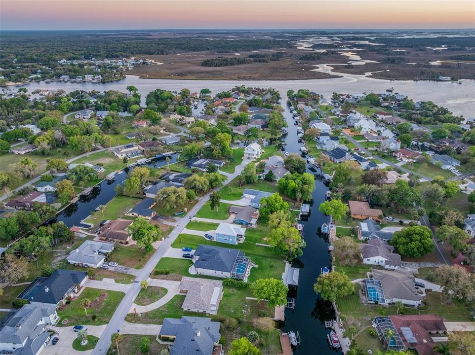 En Venta: $564,000 (3 camas, 2 baños, 2020 Pies cuadrados)