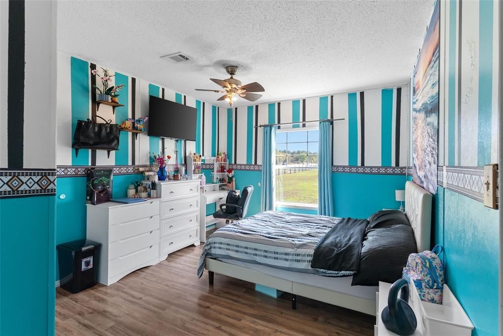 Active With Contract: $369,000 (4 beds, 2 baths, 2280 Square Feet)
