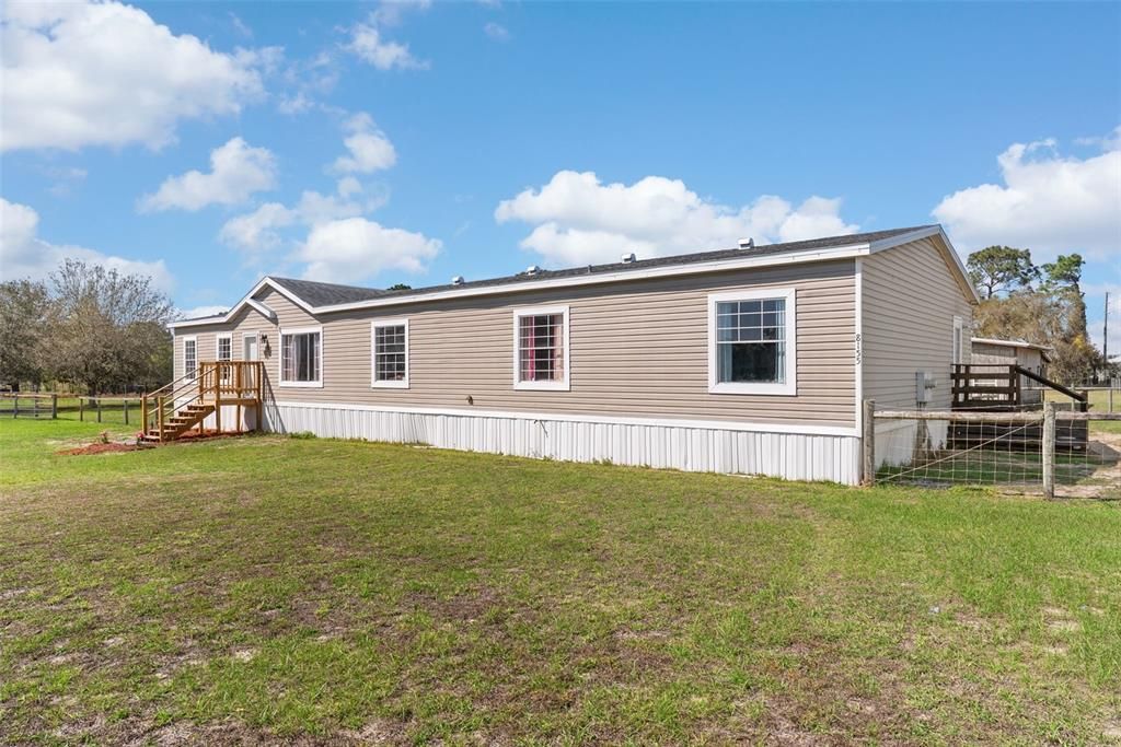 Active With Contract: $369,000 (4 beds, 2 baths, 2280 Square Feet)