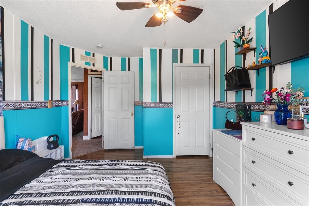 Active With Contract: $369,000 (4 beds, 2 baths, 2280 Square Feet)