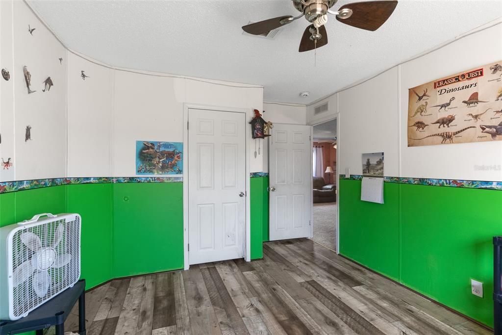 Active With Contract: $369,000 (4 beds, 2 baths, 2280 Square Feet)
