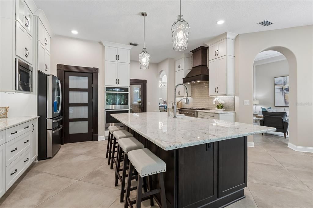 For Sale: $1,345,000 (4 beds, 4 baths, 3738 Square Feet)