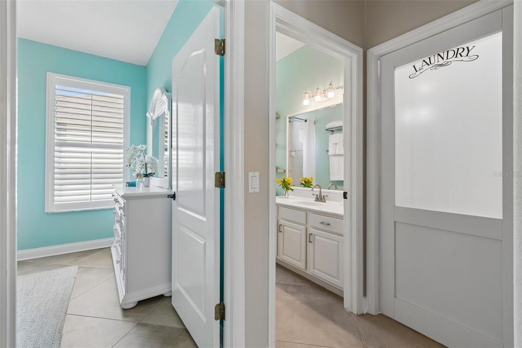 For Sale: $1,345,000 (4 beds, 4 baths, 3738 Square Feet)