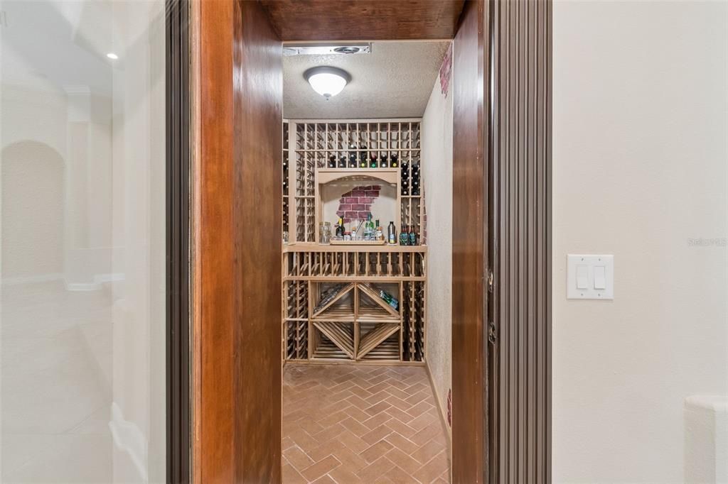 For Sale: $1,345,000 (4 beds, 4 baths, 3738 Square Feet)
