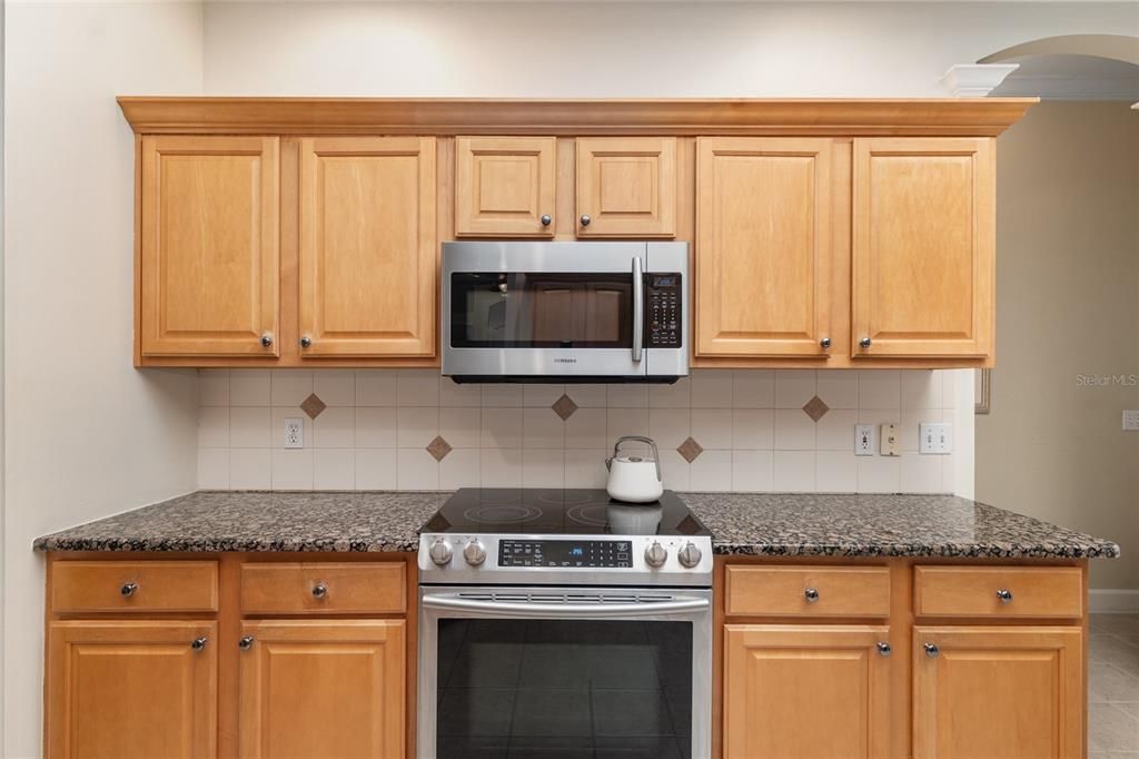 На продажу: $692,000 (5 спален, 3 ванн, 2779 Квадратных фут)