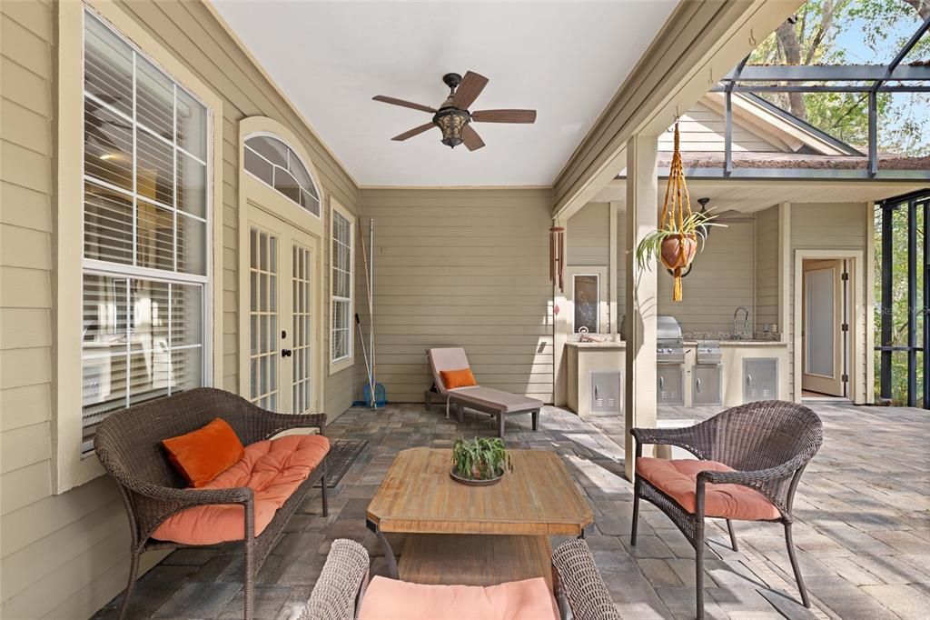 На продажу: $692,000 (5 спален, 3 ванн, 2779 Квадратных фут)