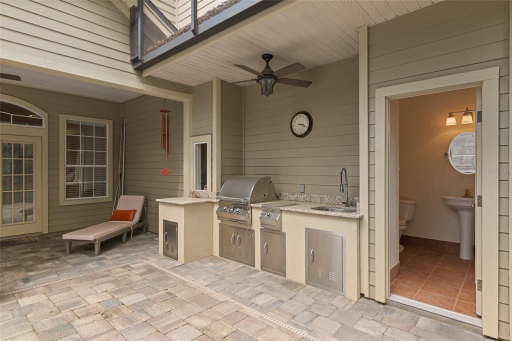 На продажу: $692,000 (5 спален, 3 ванн, 2779 Квадратных фут)