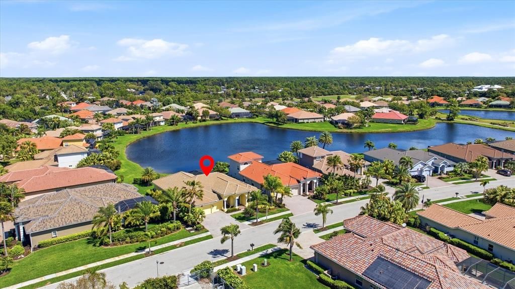 Active With Contract: $678,000 (4 beds, 3 baths, 2928 Square Feet)