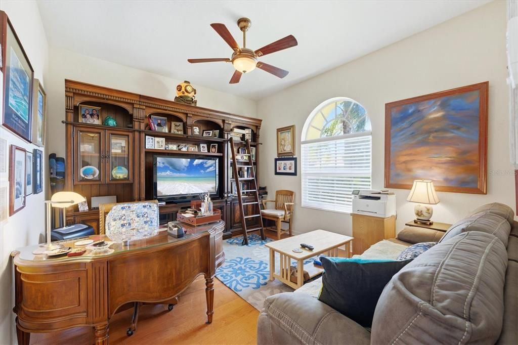 Active With Contract: $678,000 (4 beds, 3 baths, 2928 Square Feet)