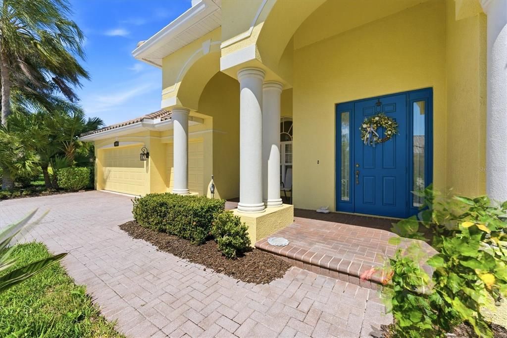 Active With Contract: $678,000 (4 beds, 3 baths, 2928 Square Feet)