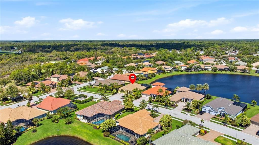 Active With Contract: $678,000 (4 beds, 3 baths, 2928 Square Feet)