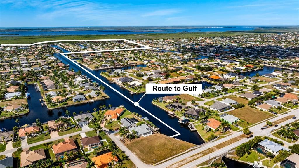 На продажу: $499,000 (0.46 acres)