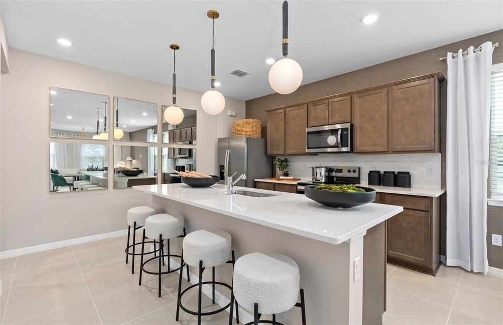 Active With Contract: $466,390 (3 beds, 2 baths, 1770 Square Feet)