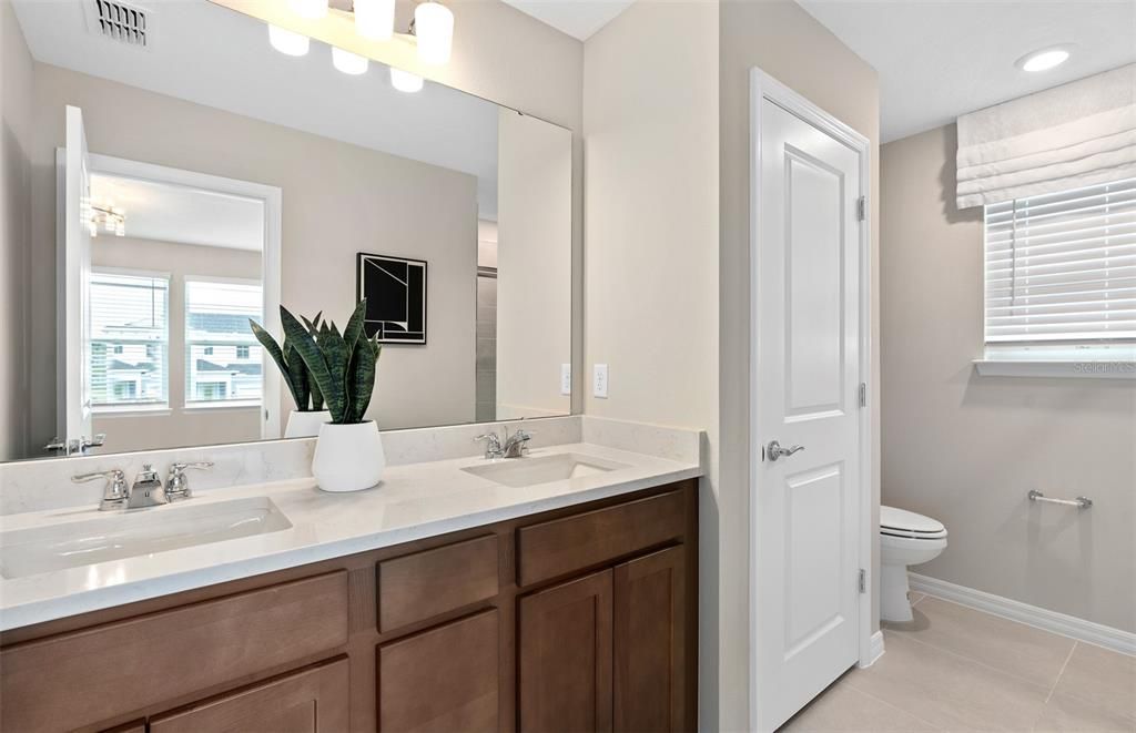 Active With Contract: $466,390 (3 beds, 2 baths, 1770 Square Feet)