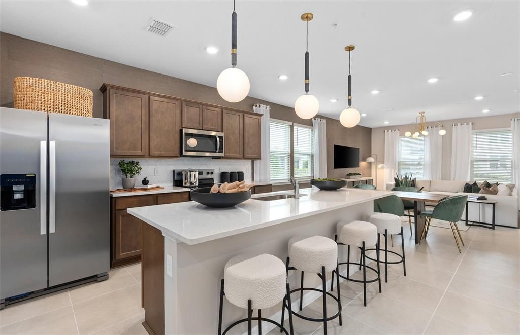 Active With Contract: $466,390 (3 beds, 2 baths, 1770 Square Feet)