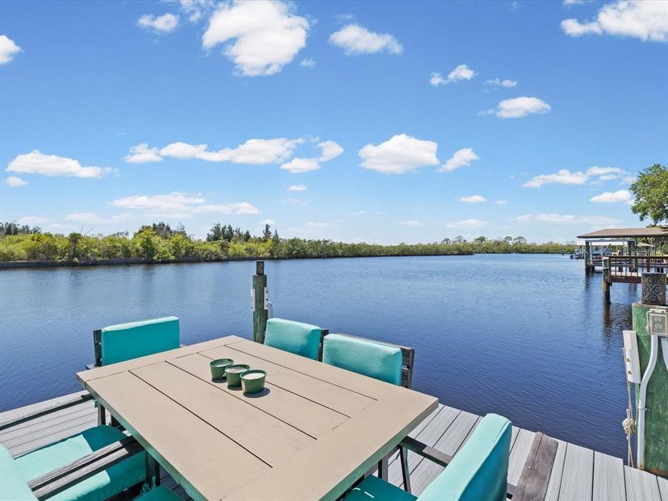 На продажу: $1,160,000 (4 спален, 3 ванн, 3150 Квадратных фут)